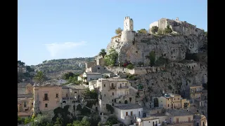 MODICA Sicily the Chocolate Baroque UNESCO Heritage old town. 🇮🇹(18)