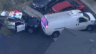 Police chase: Suspect rams cop car with stolen van repeatedly