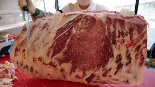 Amazing knife skills! Korean beef steak master