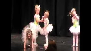 Raegan & Freya's ballerina recital fight