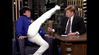Jackie Chan Conan'ı pataklıyor 😂 #shorts #komedi #talkshow #jackiechan