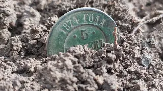 Коп монет в лісі з мд квест кю 20 та х 5 є багато цікавих знахідок.