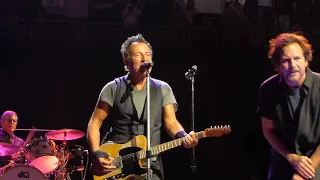 Bruce Springsteen - Bobby Jean with Eddie Vedder - Seattle (March 24, 2016)