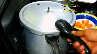 HOW TO USE PRESSURE COOKER