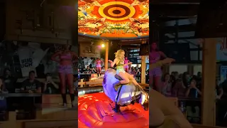 How to Ride a Mechanical Bull!!