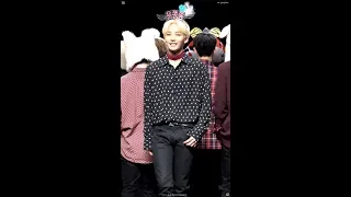 190126 상암 누리꿈 팬싸인회 - 세븐틴 Home 정한 focus 세로캠