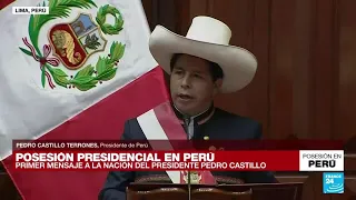 Pedro Castillo inicia su presidencia con un proyecto de reforma a la Constitución peruana
