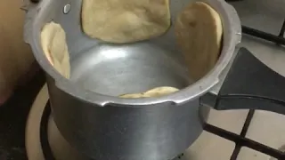 Tandoori Roti in Pressure Cooker-Dhaba style Tandoori Roti made without tandoor