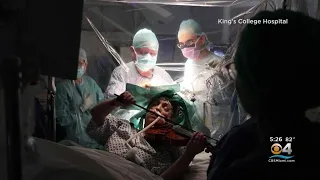 Woman Plays Violin While Doctors Perform Brain Surgery