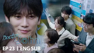Ji Sung is Protected by Lee Se Young [Doctor John Ep 23]