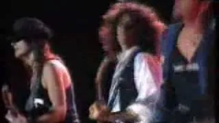 Bon Jovi & Aerosmith - Walk this Way (Live)