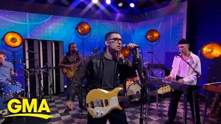 Bleachers perform 'Tiny Moves' on 'GMA'