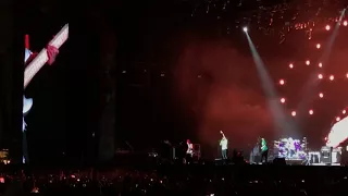 Red Hot Chili Peppers - Give It Away (Lollapalooza Chile 2018)