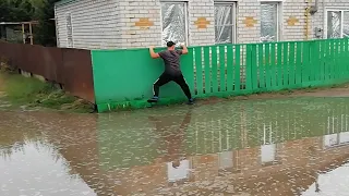 Экскурсия по затопленному городу: житель Калача-на-Дону снял на видео последствия ливня