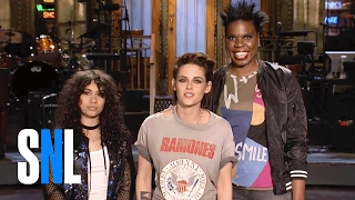 Leslie Jones Is a Big Fan of SNL Host Kristen Stewart & Alessia Cara