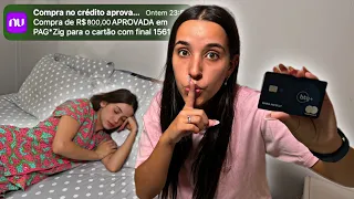 GASTEI TODO O DINHEIRO DA NICOLLY! Peguei o Cartão dela Escondido…