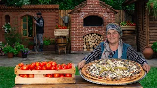 Wood-Fired Beef Pizza: A Flavorful Culinary Adventure!