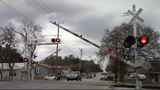 Railroad Crossing | N Beal St, Belton, TX