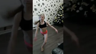 Dancingdoll_xlilliannax  (dance practice)