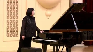 Eliso Virsaladze plays Beethoven and Schumann