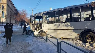 Автобус насмерть снёс пенсионерку