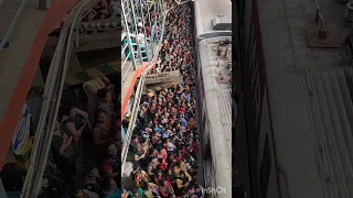 Mumbai local rush |Local Train crowd Mumbai