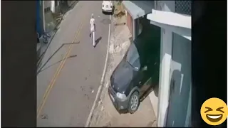TOTAL IDIOTS AT WORK  Total Idiots in Cars  Bad Day at Work , Idiots at Work Compilation 37