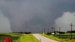 Tornadoes Tear Across Minnesota, 2 Dead