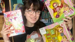 Winx Club haul!! Prototype dolls, figures, pixies and a book! :D