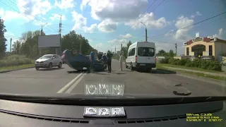 Видео аварии с перевёртышем в Смоленске