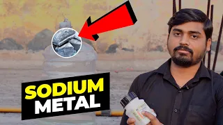 Sodium Metal in Water 🔥😱 | Properties of Sodium Metal | Science Experiment