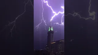 Thunder storm in haram Mecca 🕋 clock tower lightning ⛈️ ⚡️ #clocktower #shorts #youtubeshorts