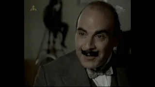 48 Poirot - Zło, czai się pod słońcem