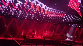 Roger Waters - In the Flesh / Run Like Hell (Live at Target Center)