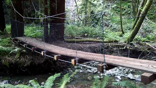 simple suspension foot bridge