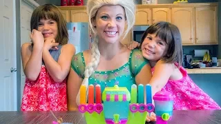 Frozen Elsa and Twins Kate & Lilly play Yummy Nummies Mini Kitchen Soda Shop!