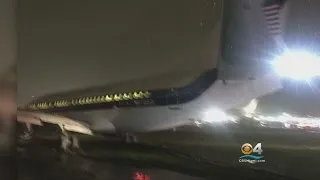 Pence Plane Slides Off Runway At NYC's Laguardia Airport