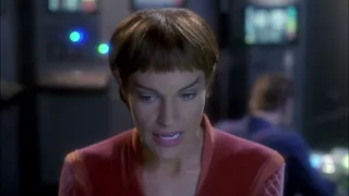 T'pol almost loses it