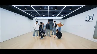 ATEEZ(에이티즈) - 'BOUNCY (K-HOT CHILLI PEPPERS)' dance Mirror mode 에이티즈 바운시 거울안무