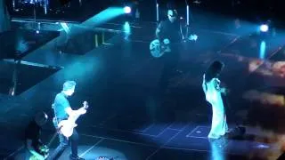 Sade - No ordinary love (live in Milan 06-05-2011)