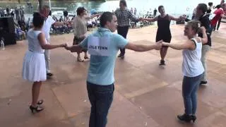 Finale gavotte bigoudène 2014 avec le bal sonné par Yannick Martin et Daniel Moign