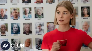Rosamund Pike on I Care A Lot and #vapelife