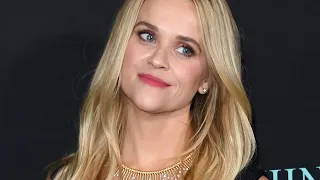 Inspired Reese Witherspoon Yoga for stress relief and anxiety @RealGirlFit