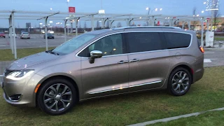 2017 Chrysler Pacifica 3.6L, przebieg: 27 000