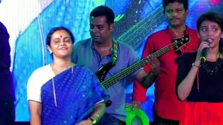 Hawa Hawai & The Story Behind It | Kavita Krishnamurti live stage song by ankita and with mother..