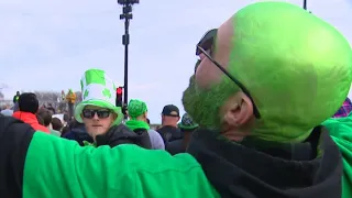 Chicago goes green for St. Patrick's Day weekend