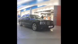 Как вам #bentley Arnage в торговом центре #Ozmoll