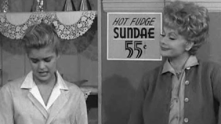 The Lucy Show   S01E23   Lucy Is a Soda Jerk