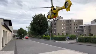 Landung RTH EC135 Christoph Europa 1, Rescue Helicopter landing at Firestation
