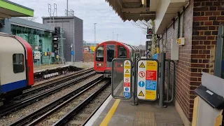 Central Line Terminating At Hainault Station [4K]